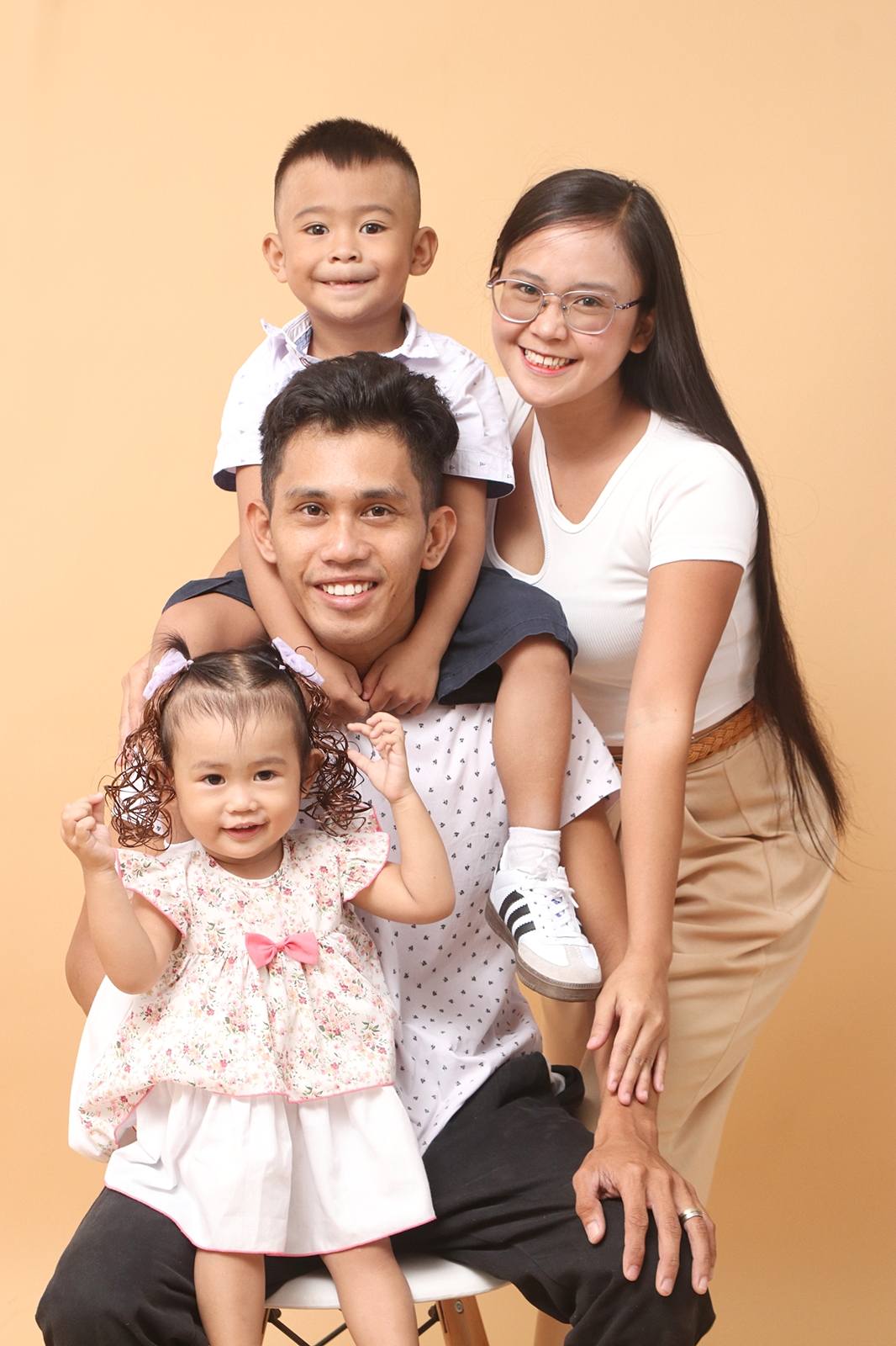 Selfie C (3-4 Persons)- Self-Shoot